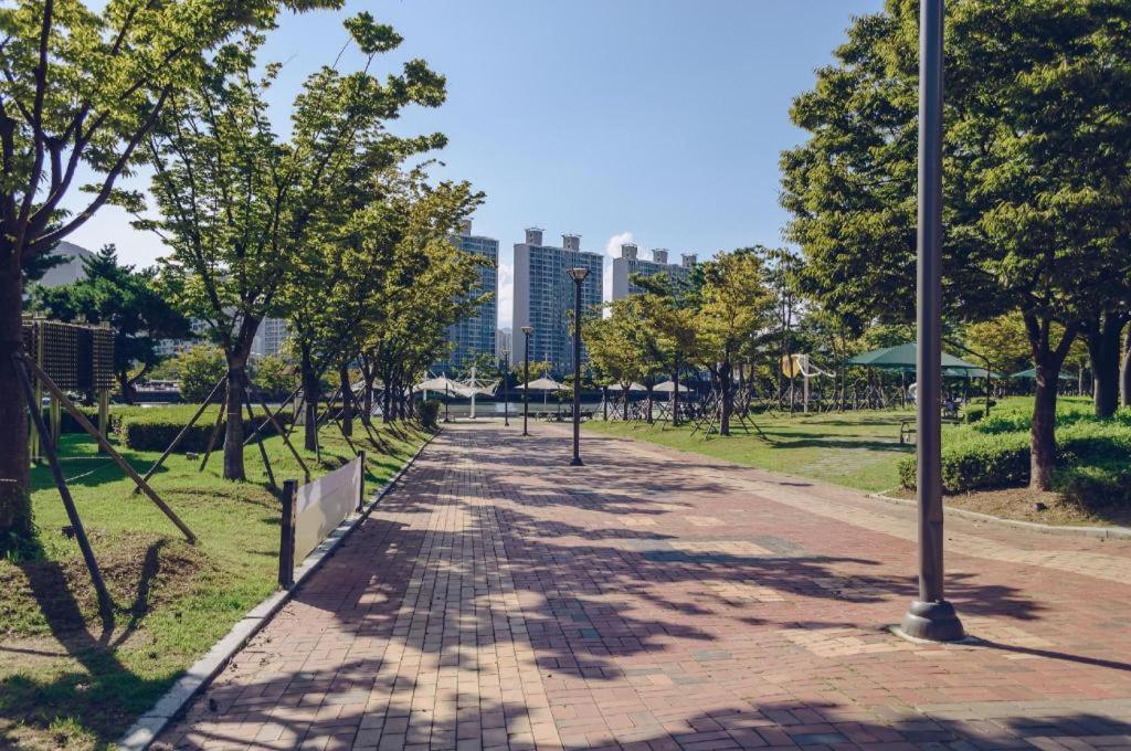 Ambassador Busan Haeundae Exteriör bild